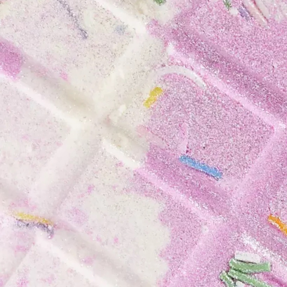Miss Patisserie NIB - Birthday CakeBath Slab / Bath Salt Soak (Vegan) - Picture 6 of 6